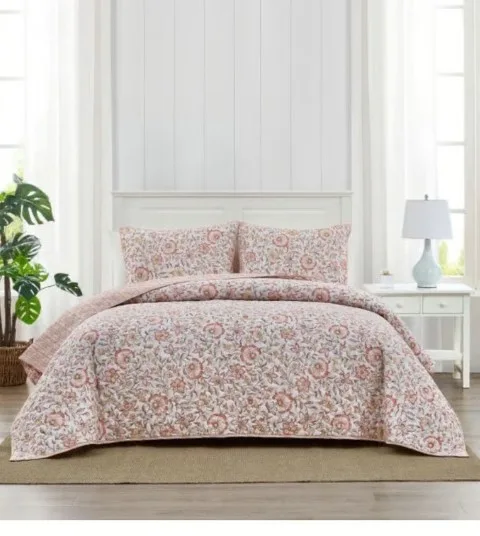 Caro Home Reversible Quilt Set