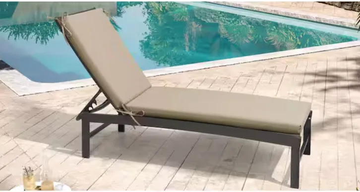 Pellebant Ourdoor Chaise Lounge Cushion
