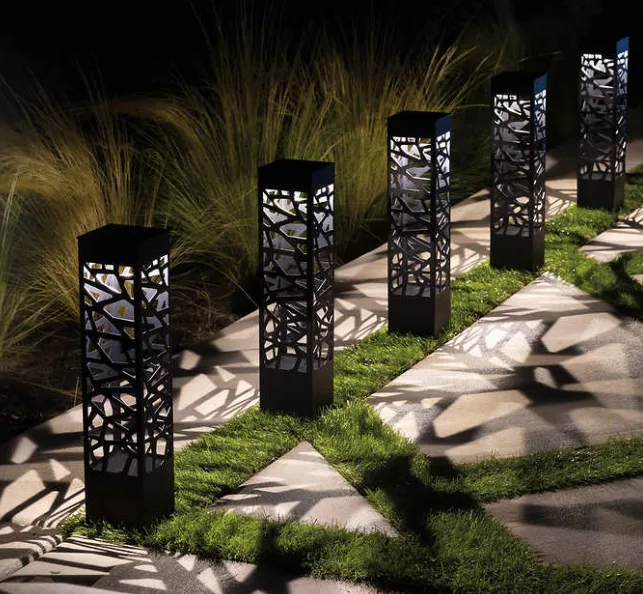 Tommy Bahama: Led Solar Bollard Light Set