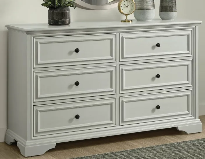 Anistyn 6-drawer Dresser