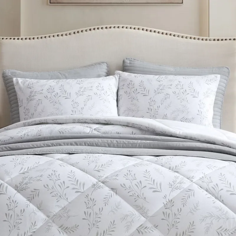 Jennifer Adams: 6-piece Reversible Comforter Set