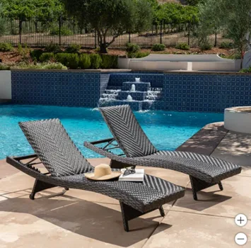 Sunvilla: Outdoor Seagrass Woven Chaise Lounge With Wheels